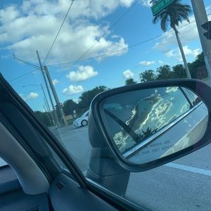 Meet your Posher, Maya